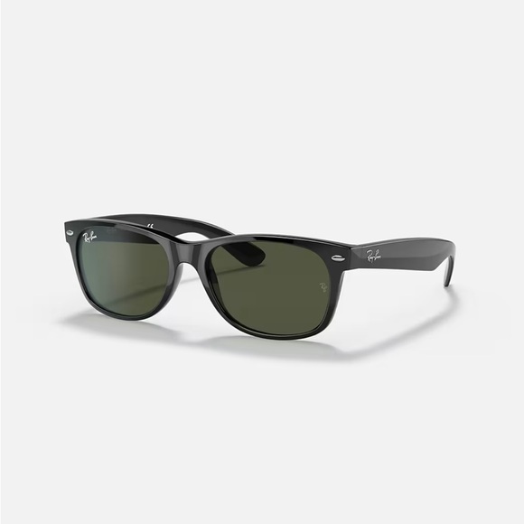 Ray-Ban Other - New Wayfarer Classic Ray-ban sunglasses